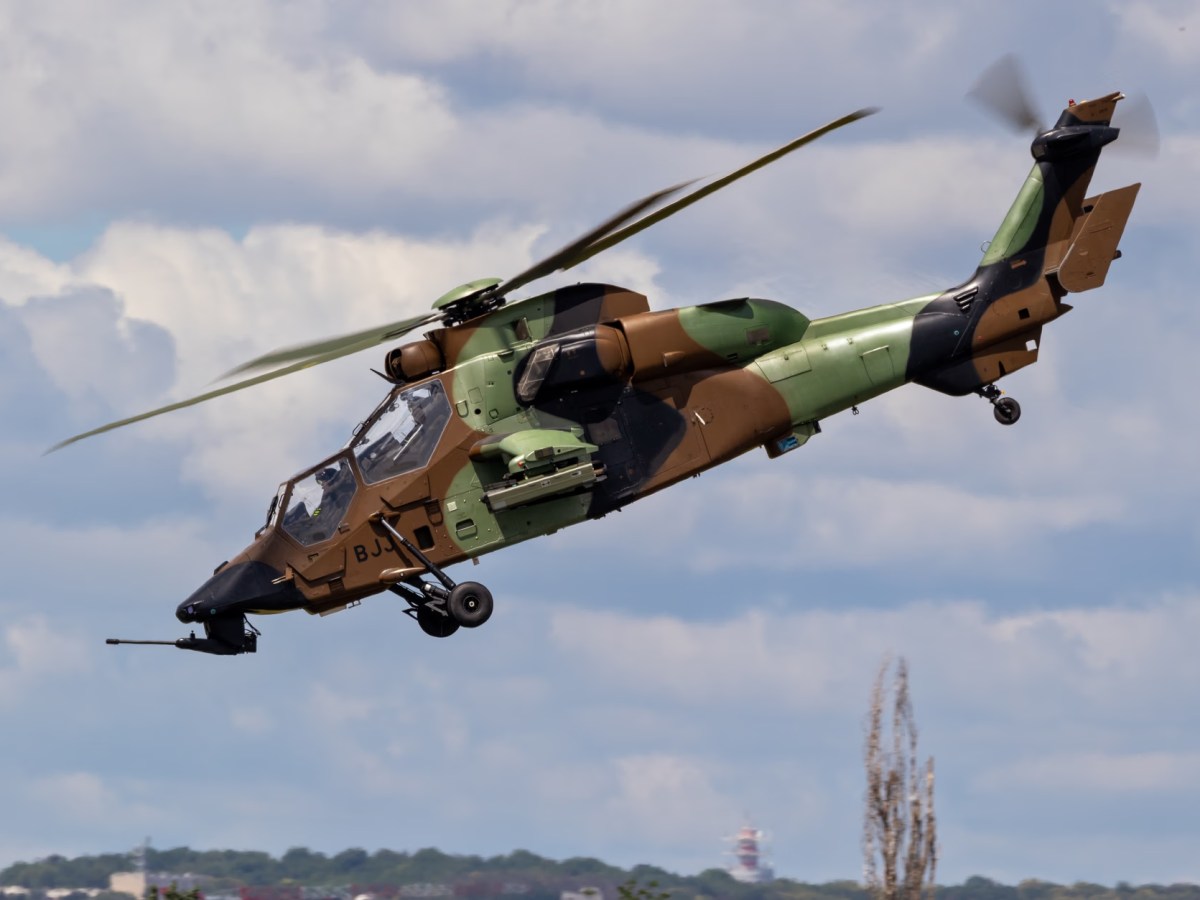 Австралія надасть Україні понад 20 бойових вертольотів «Тигр»