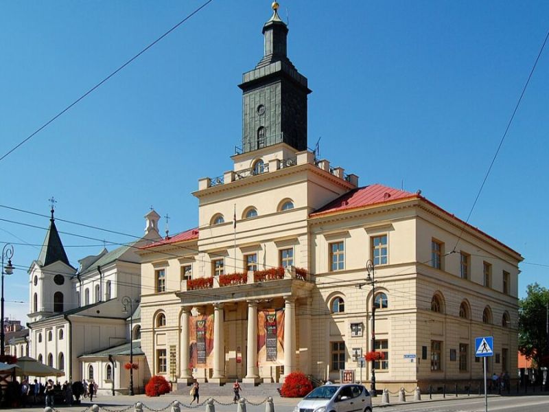 У Любліні на знак протесту зняли український прапор із міської ради